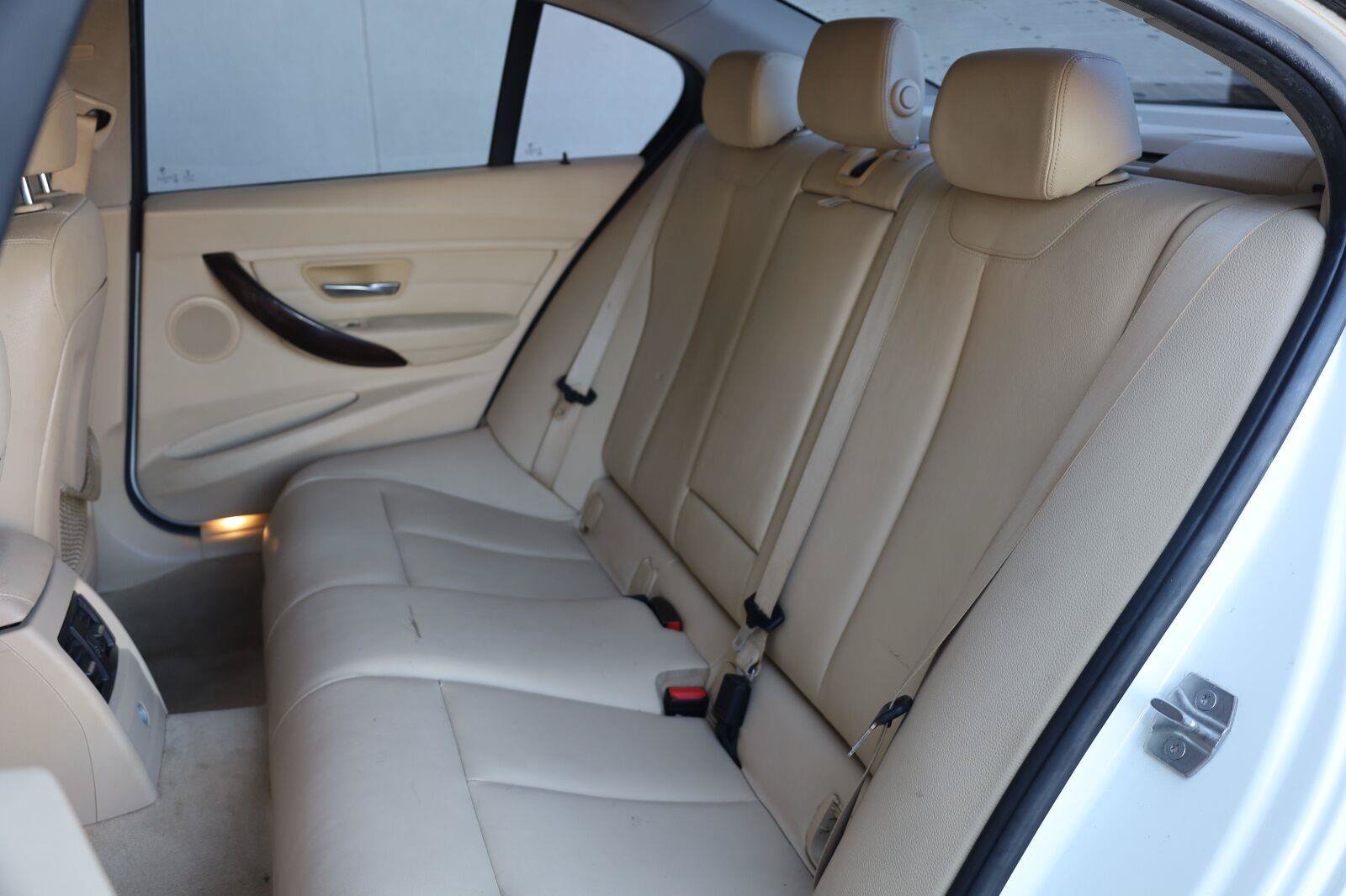 Used 2015 BMW 328i Sedan RWD image 21