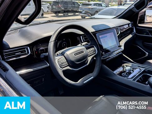 Used 2022 Jeep Wagoneer Series II w/ Premium Group I AWD/4WD image 9