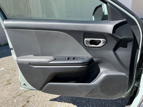 Used 2025 Kia K4 LXS image 18