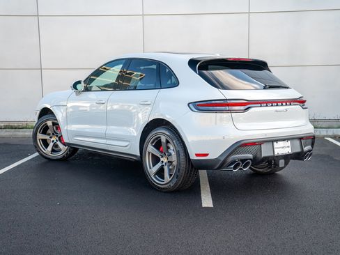 New 2026 Porsche Macan S image 3