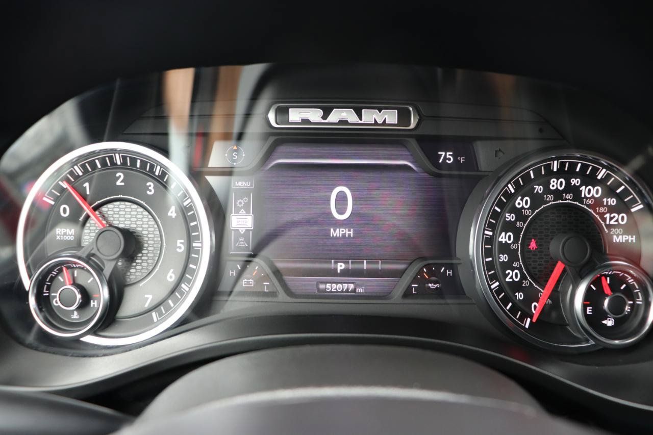 Used 2025 RAM 1500 Laramie AWD/4WD image 27