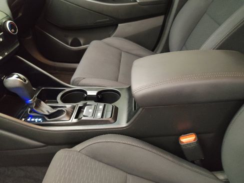 Used 2019 Hyundai Tucson SE image 26