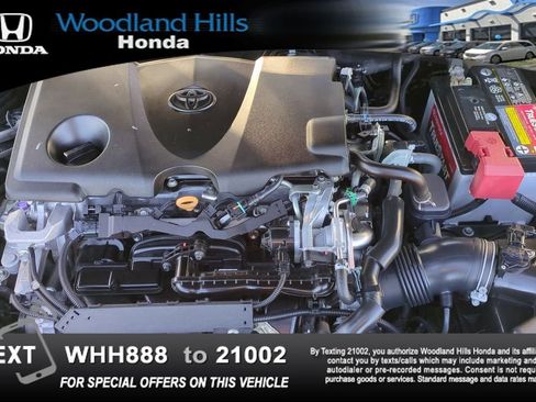 Used 2018 Toyota Camry XSE image 24