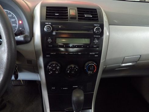Used 2010 Toyota Corolla image 14