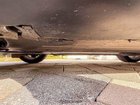 Used 1998 Porsche 911 Carrera image 93