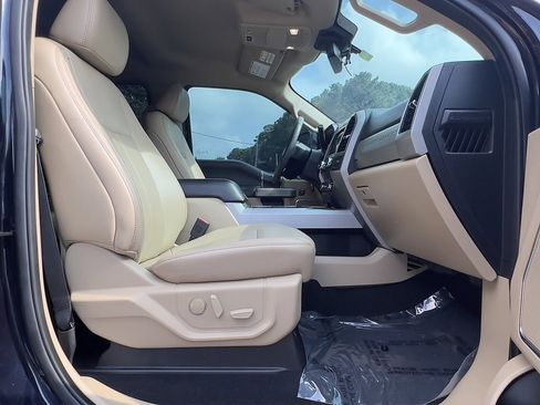 Used 2021 Ford F250 Lariat w/ Lariat Ultimate Package image 29