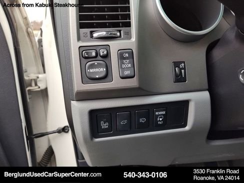 Used 2016 Toyota Sequoia Platinum image 16