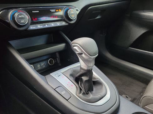 Used 2019 Kia Forte LXS FWD image 26