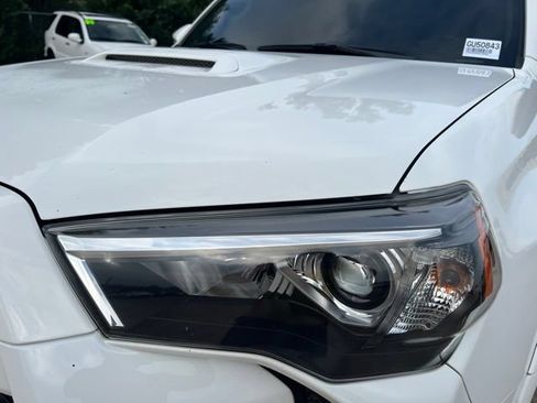 Used 2023 Toyota 4Runner TRD Off-Road Premium w/ Moonroof Package AWD/4WD image 10