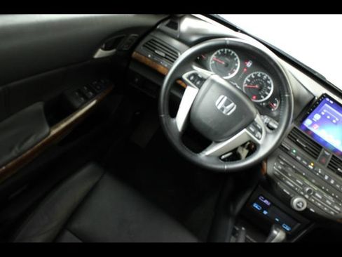 Used 2011 Honda Accord EX-L image 16