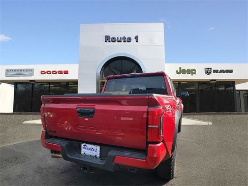 Used 2024 Toyota Tacoma TRD Sport image 7