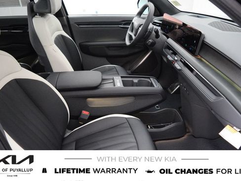 New 2026 Kia EV9 GT-Line AWD/4WD image 16