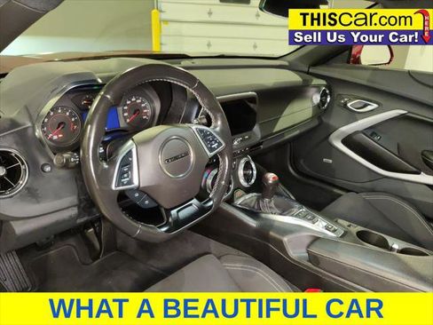 Used 2023 Chevrolet Camaro LT w/ Technology Package RWD image 10