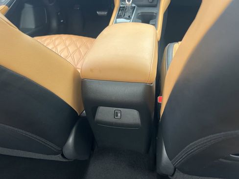 Certified 2022 Nissan Sentra SV w/ SV Premium Package image 20