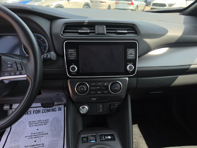 Used 2024 Nissan Leaf S FWD image 17