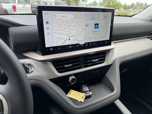 New 2026 Ford Explorer Active AWD/4WD image 9