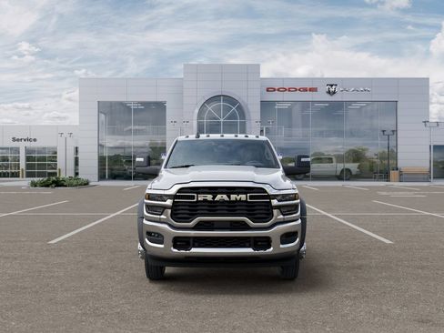 New 2026 RAM 4500 Tradesman w/ Chrome Appearance Group AWD/4WD image 7