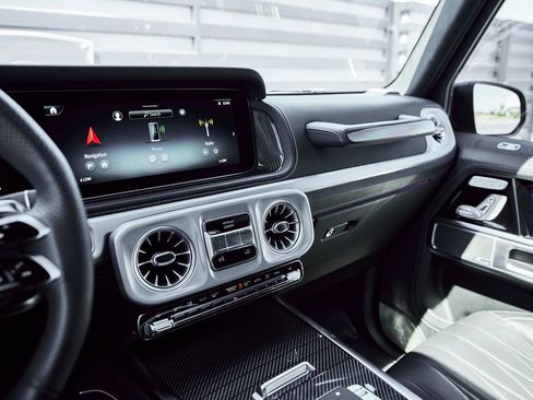 Used 2025 Mercedes-Benz G 63 AMG 4MATIC image 66