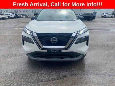Used 2023 Nissan Rogue S FWD image 3