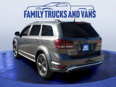 Used 2018 Dodge Journey Crossroad w/ Nav & Sun Group image 3
