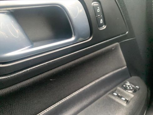 Used 2018 Ford Mustang Coupe image 12