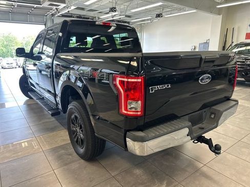 Used 2017 Ford F150 XLT AWD/4WD image 11
