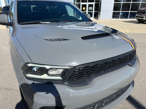 Used 2022 Dodge Durango R/T w/ Quick Order Package 22F image 9