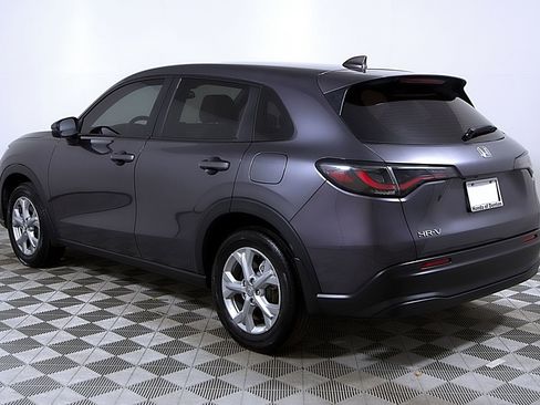 Used 2023 Honda HR-V LX image 9