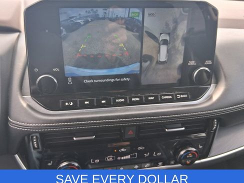 Used 2021 Nissan Rogue SL w/ Premium Package FWD image 8