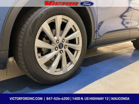 Used 2022 Ford Escape Titanium w/ Titanium Elite Package image 8