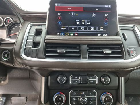 Used 2021 Chevrolet Tahoe Z71 image 9