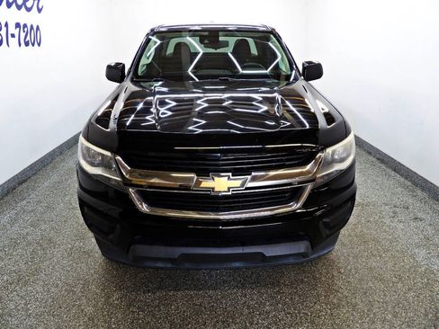 Used 2020 Chevrolet Colorado LT w/ Safety Package RWD image 2