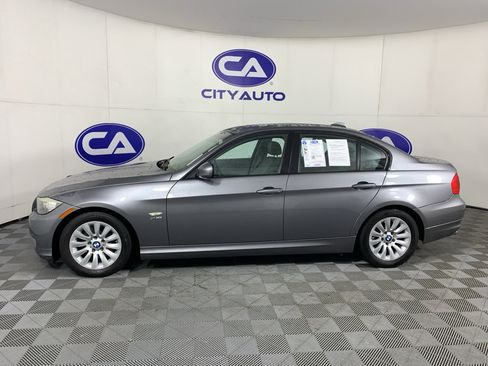 Used 2009 BMW 328i xDrive Sedan AWD/4WD image 6