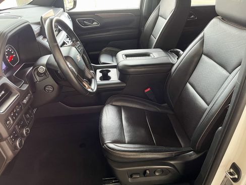 Used 2021 Chevrolet Suburban High Country w/ Premium Package image 13