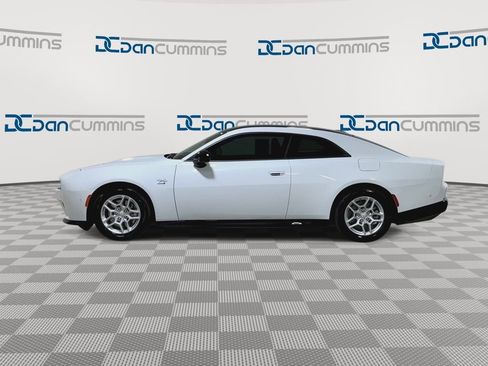 Used 2025 Dodge Charger Daytona R/T w/ Quick Order Package 25M R/T AWD/4WD image 5