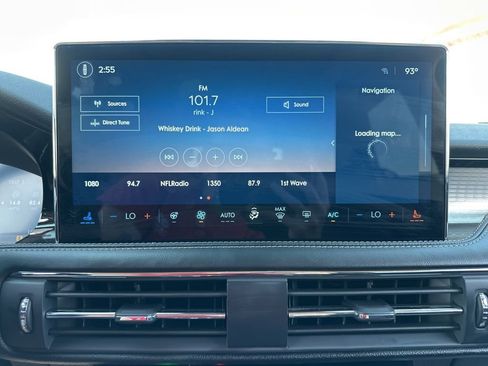 Used 2024 Lincoln Corsair AWD w/ Equipment Group 101A image 36