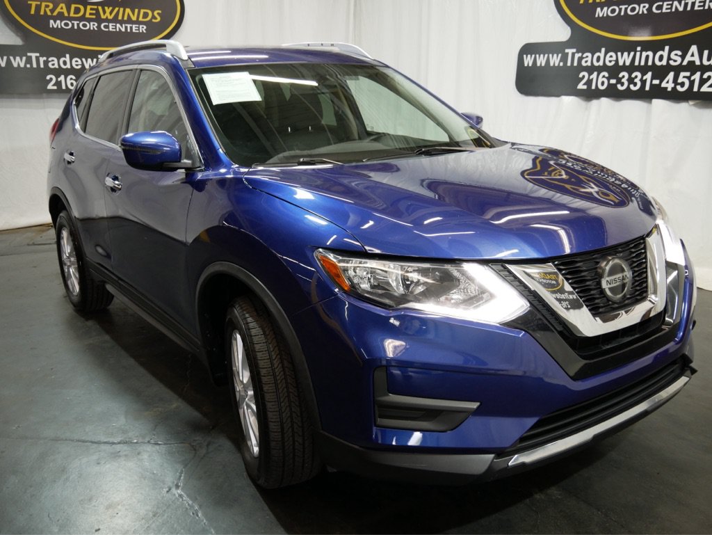 Used 2018 Nissan Rogue SV AWD/4WD image 1