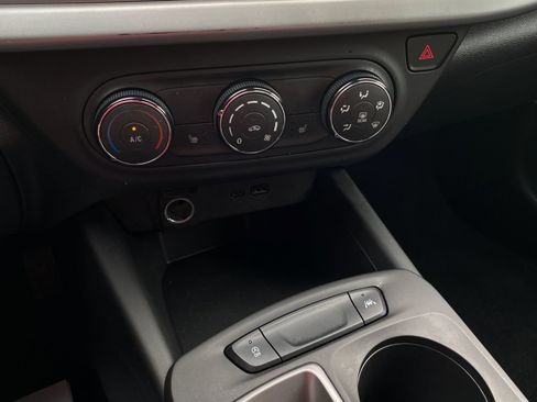 Used 2024 Chevrolet Trax LS w/ LS Convenience Package image 17