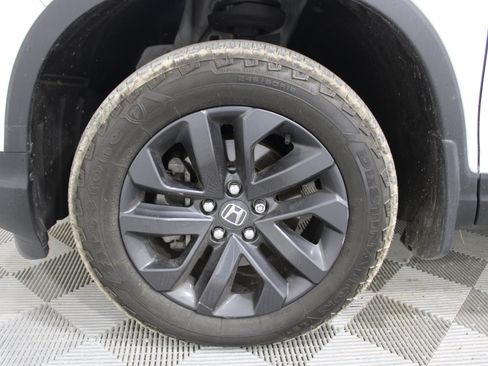 Used 2024 Honda Ridgeline Sport image 32
