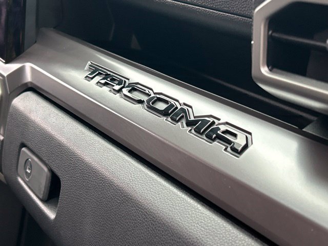 Used 2024 Toyota Tacoma TRD Sport AWD/4WD image 34