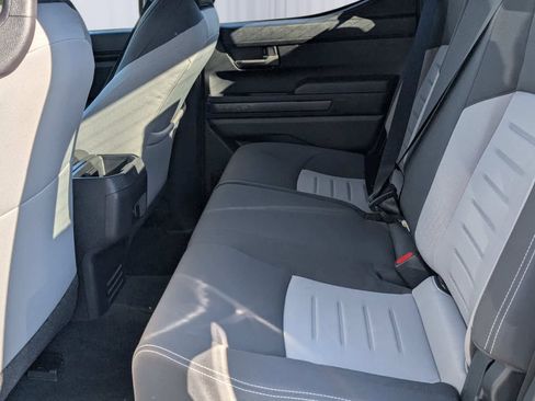 Used 2025 Toyota Tacoma TRD Off-Road image 12