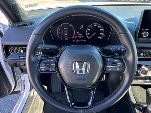 Used 2025 Honda Civic Sport image 12