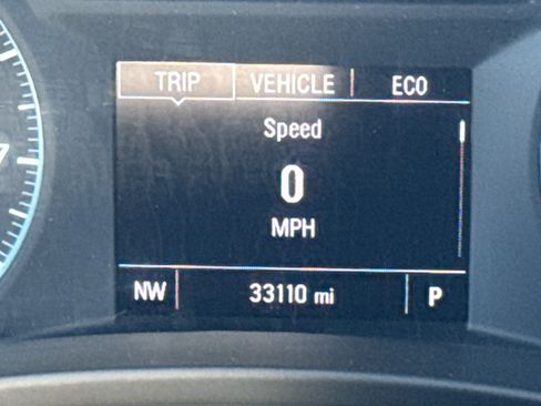 Used 2023 Chevrolet Equinox LS w/ Midnight Edition FWD image 21