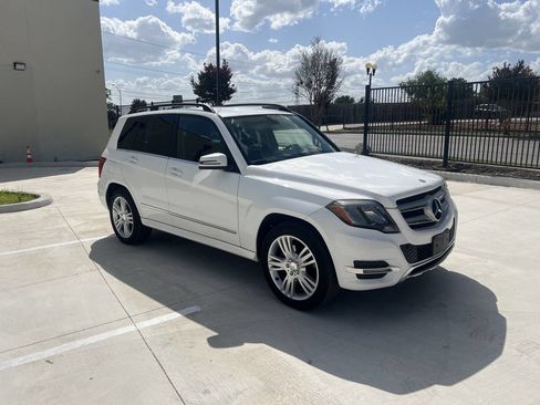 Used 2014 Mercedes-Benz GLK 350 2WD image 4