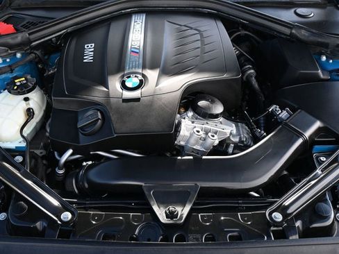 Used 2017 BMW M2 image 19