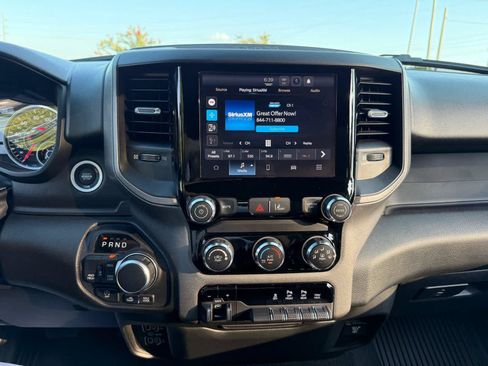 Used 2025 RAM 1500 Warlock AWD/4WD image 17
