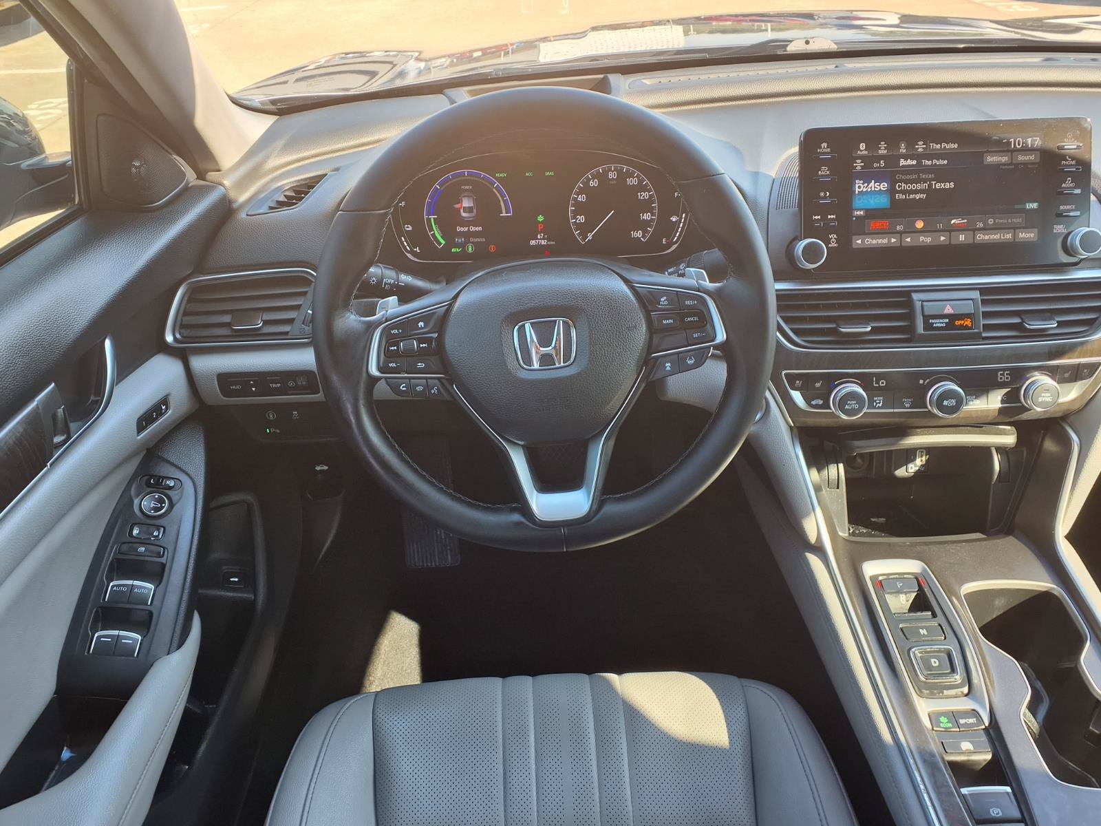 Used 2019 Honda Accord Touring image 15