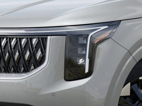 New 2027 Kia Carnival EX FWD image 10