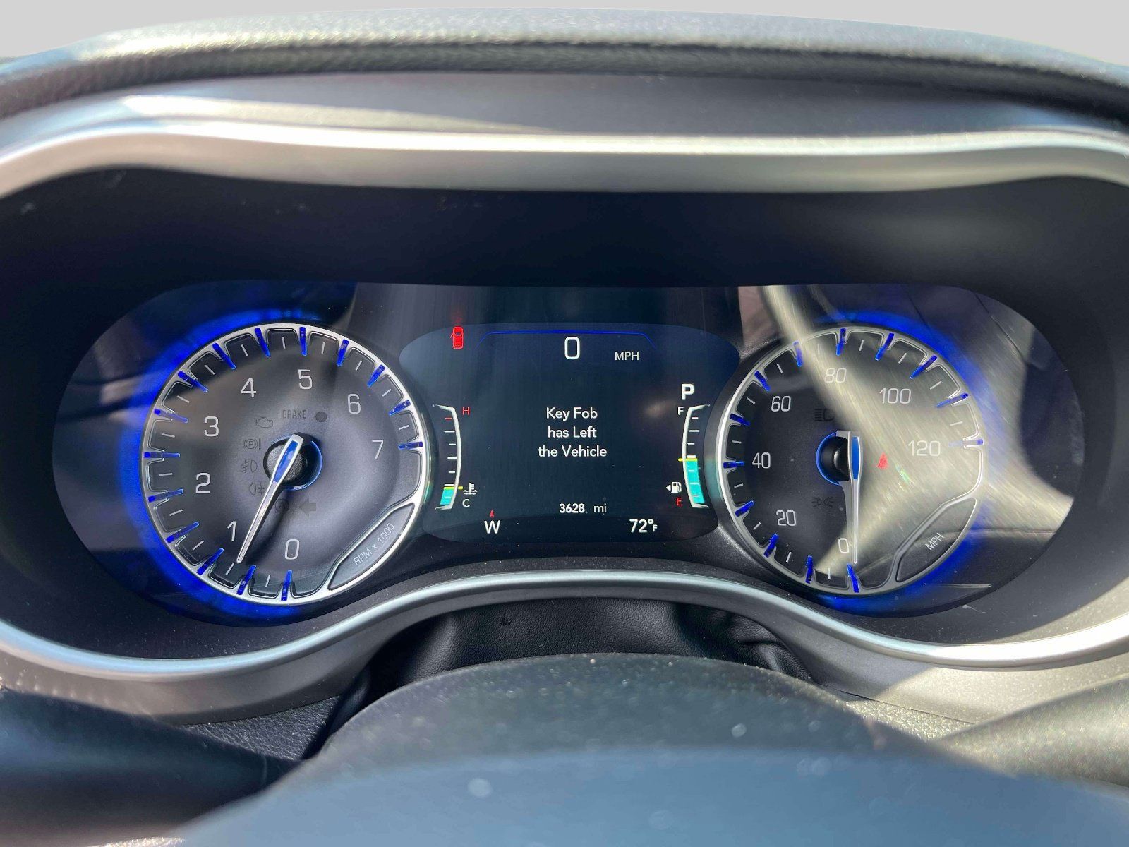 Used 2026 Chrysler Pacifica Select FWD image 25
