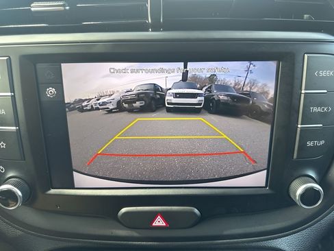 Used 2024 Kia Soul LX w/ Option Group 015 image 18